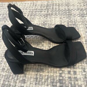 Steve Madden black block heels